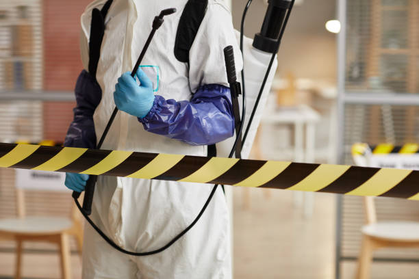 Professional Biohazard technician working in Mercer Island, WA